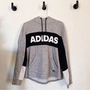 Gray Adidas Sweater Women’s Size Large Cotton and Polyester sweater